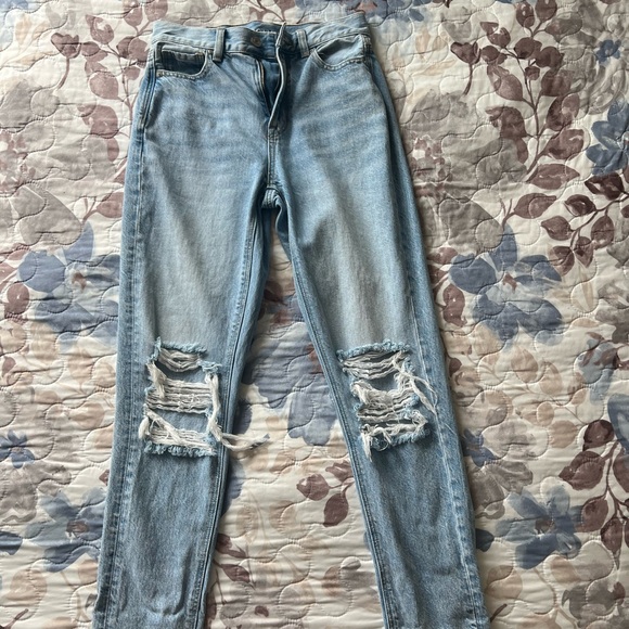American Eagle High Rise Ripped Mom Jeans - Picture 2 of 7